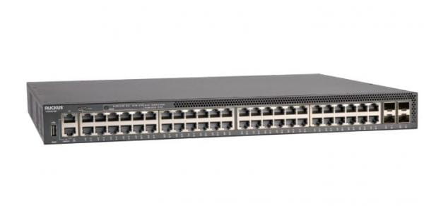 Brocade ICX8200-24P