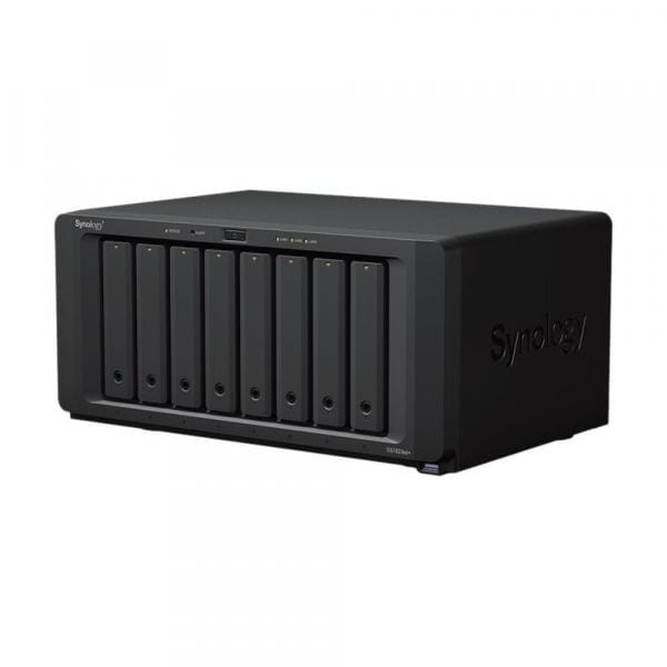 Synology DS1823XS+ + 8X HAT3300-4T